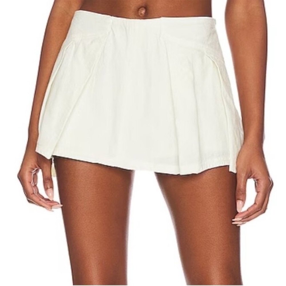 NWT Free People Heartbreaker Cotton Skort in Ivory Pleated Side Zip Closure - Picture 2 of 12